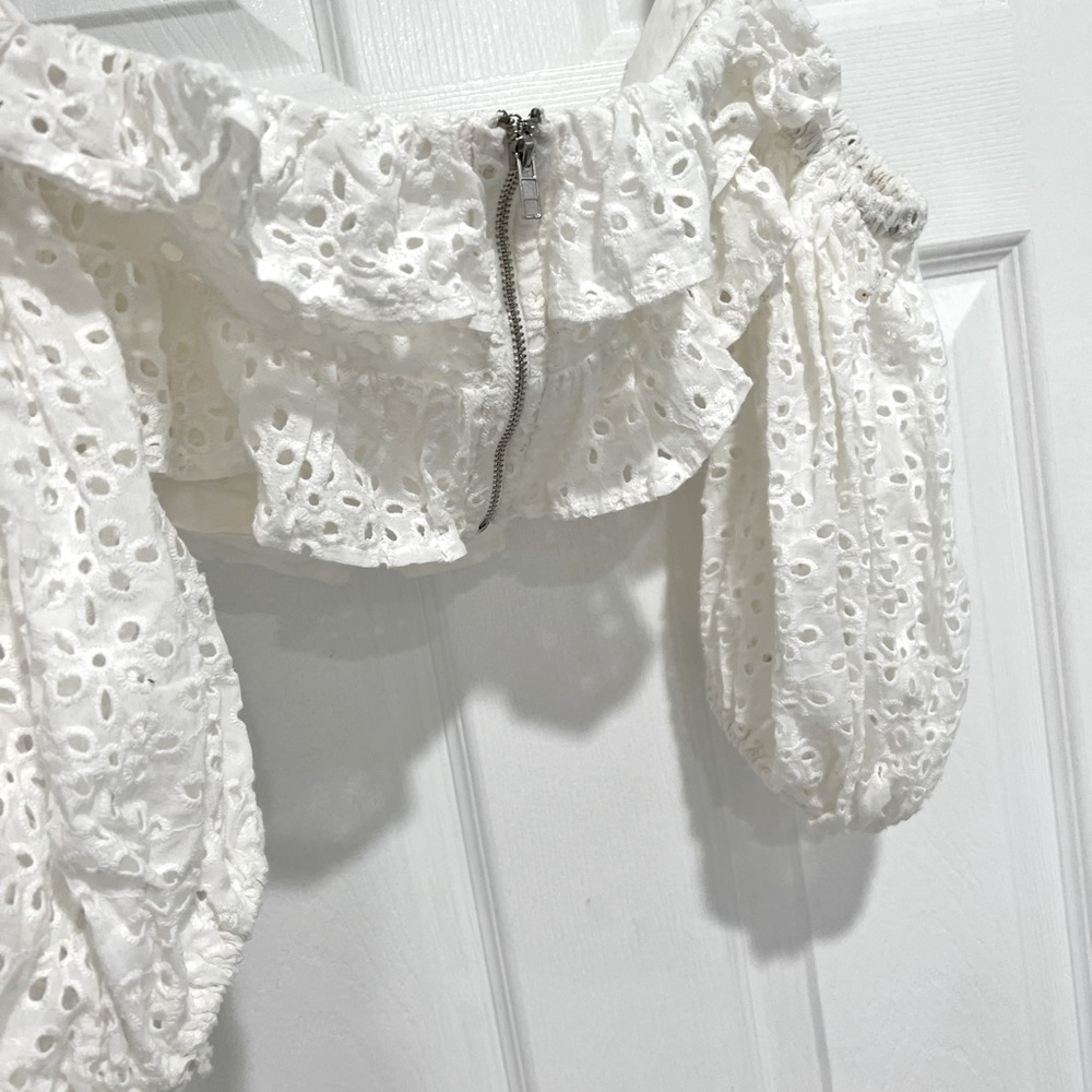 Superdown Tiff Ruffle Crop Top - Picture 3 of 5